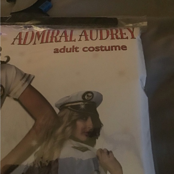 RG Costumes 16-18 plus size admiral Audrey Halloween costume NEW - Picture 6 of 8